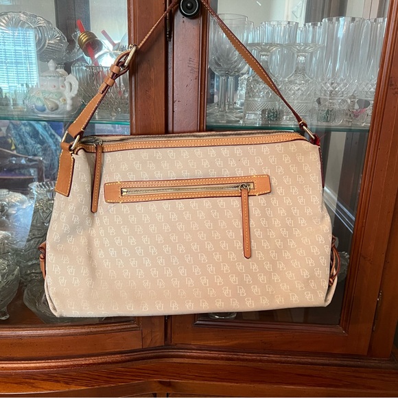 Dooney & Bourke Bag - Picture 1 of 9